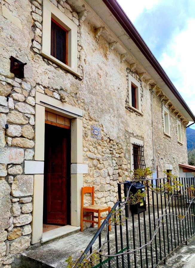 Гостьовий будинок Ai Limiti • 67 • Stonehouse Palombaro Екстер'єр фото