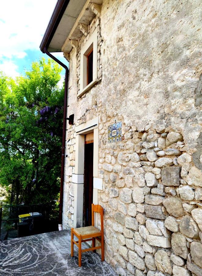 Гостьовий будинок Ai Limiti • 67 • Stonehouse Palombaro Екстер'єр фото