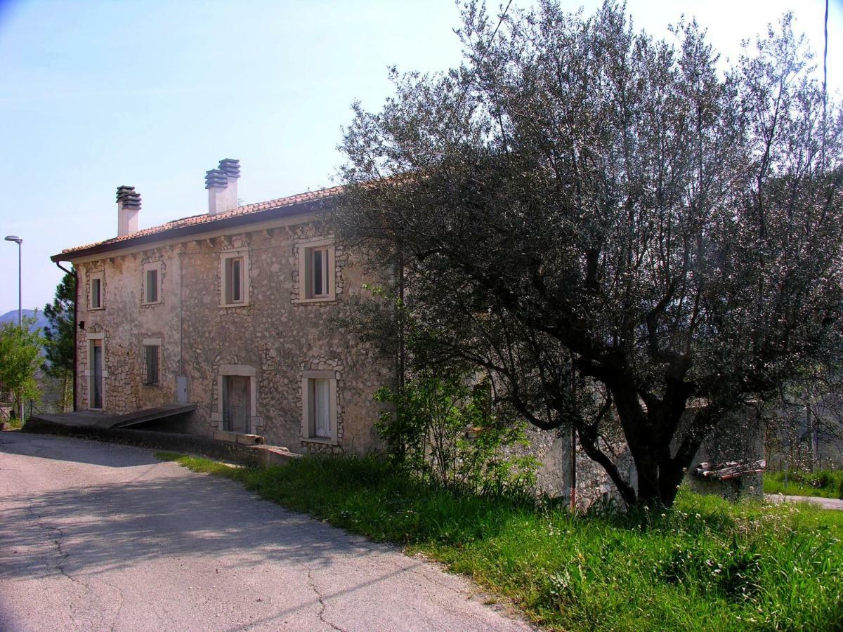 Гостьовий будинок Ai Limiti • 67 • Stonehouse Palombaro Екстер'єр фото